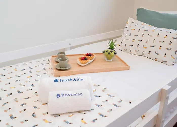 Host Wise - Gorgeous Spacious Flat - Ace Location *