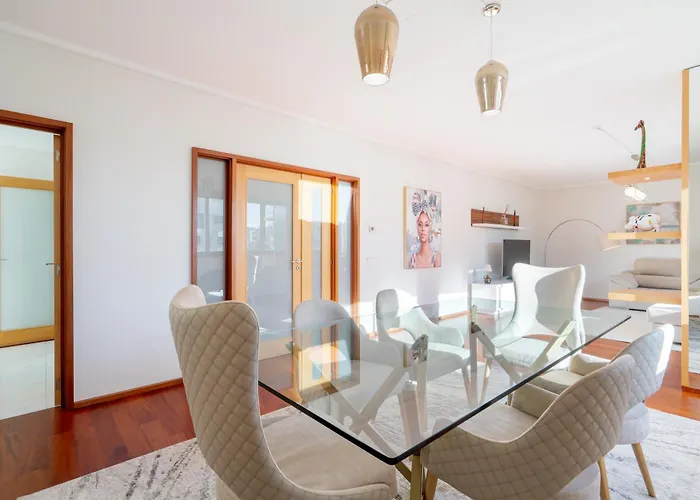 아파트 Host Wise - Gorgeous Spacious Flat - Ace Location 포르투