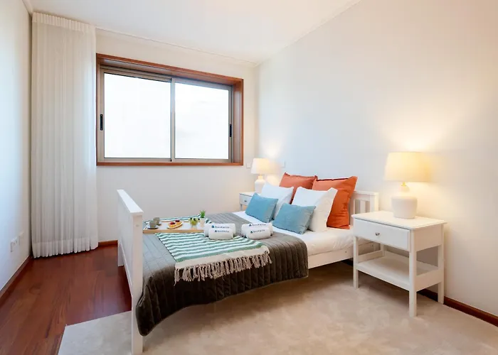 Host Wise - Gorgeous Spacious Flat - Ace Location 公寓 波尔图