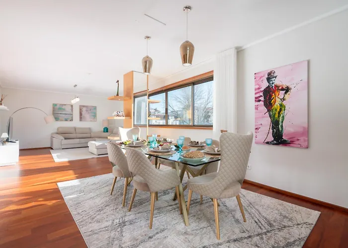 Host Wise - Gorgeous Spacious Flat - Ace Location 公寓 波尔图
